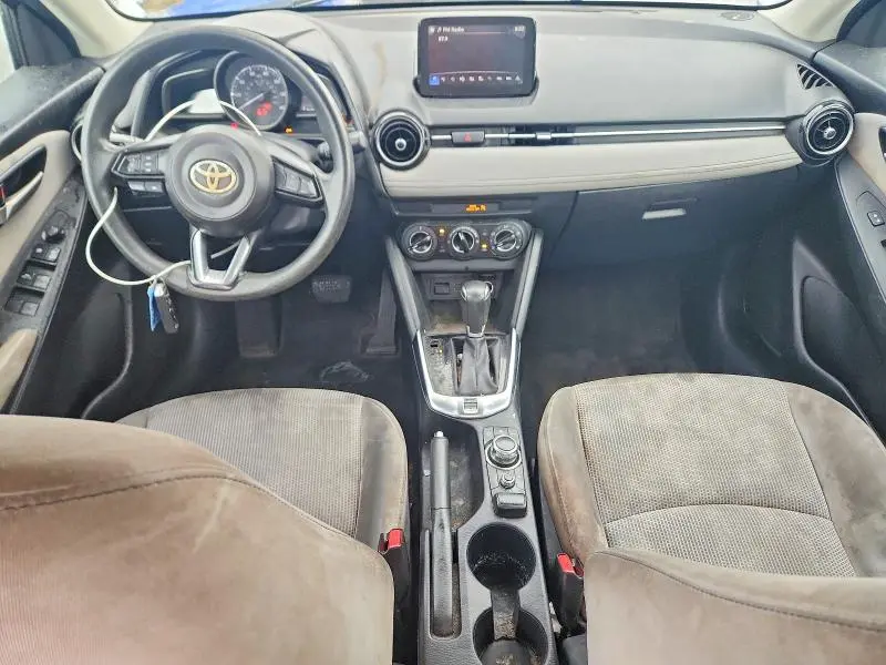 2019 TOYOTA YARIS LE  