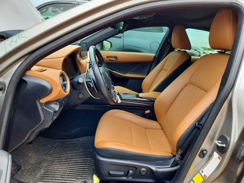 2022 LEXUS IS 300  
