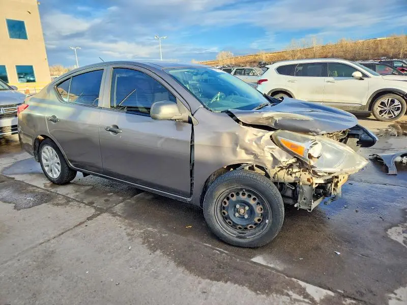 2015 NISSAN VERSA S  