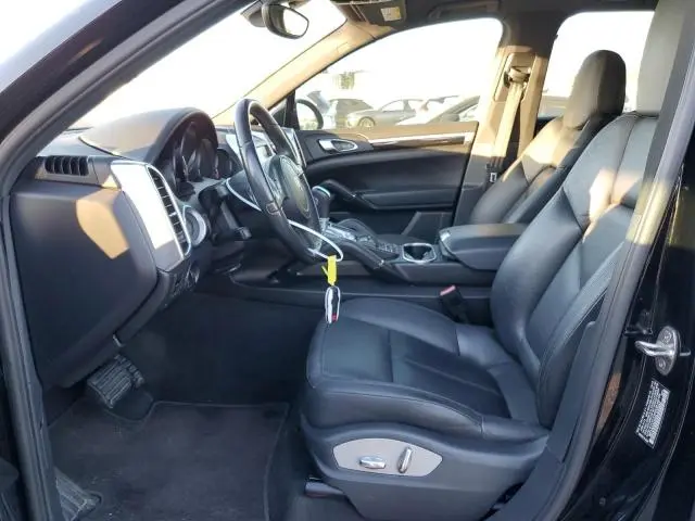 2013 PORSCHE CAYENNE   