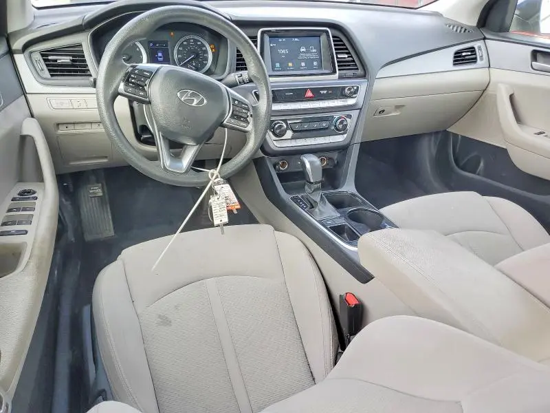 2018 HYUNDAI SONATA SE  