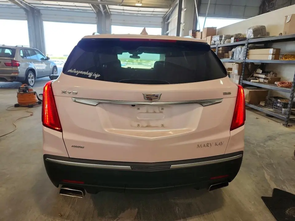 2018 CADILLAC XT5 LUXURY  