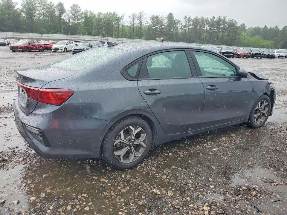 2021 KIA FORTE LXS  