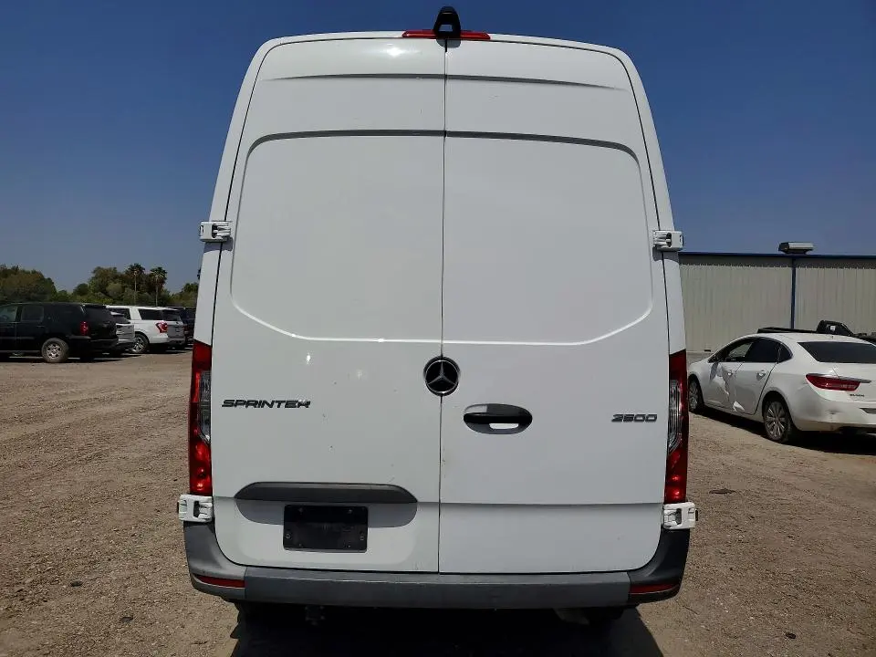 2022 MERCEDES-BENZ SPRINTER 2500  