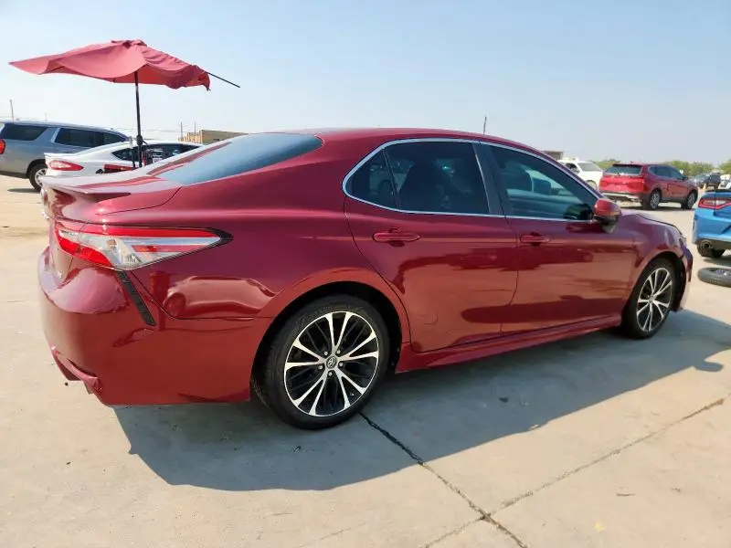2018 TOYOTA CAMRY SE  