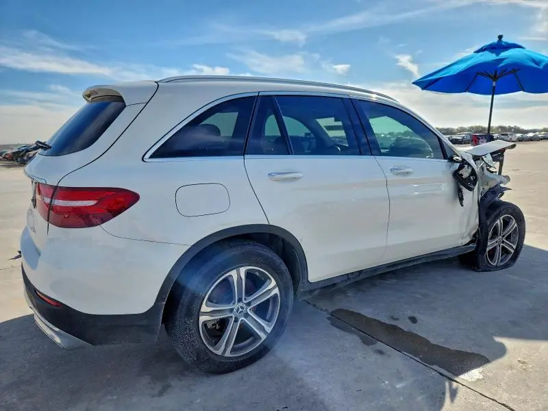 2019 MERCEDES-BENZ GLC 300  