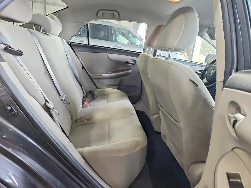 2013 TOYOTA COROLLA LE  