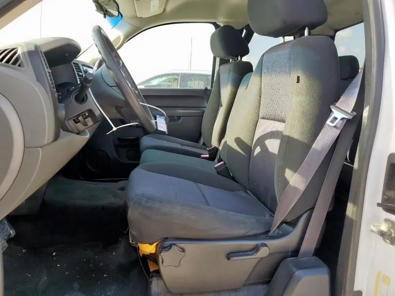 2011 CHEVROLET SILVERADO C1500 LS  