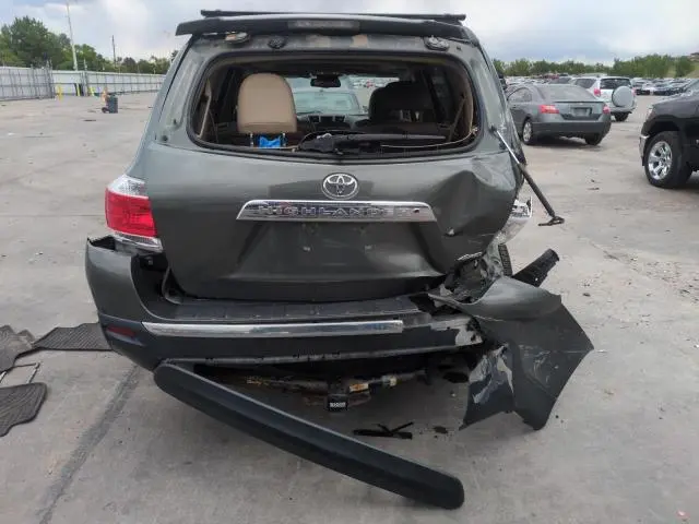2013 TOYOTA HIGHLANDER LIMITED  