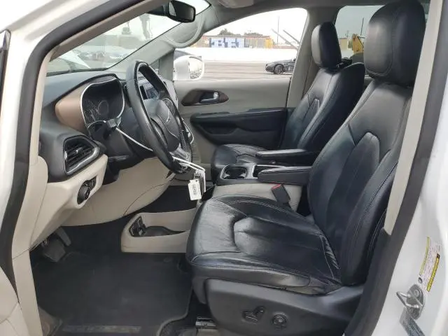 2017 CHRYSLER PACIFICA TOURING L PLUS  