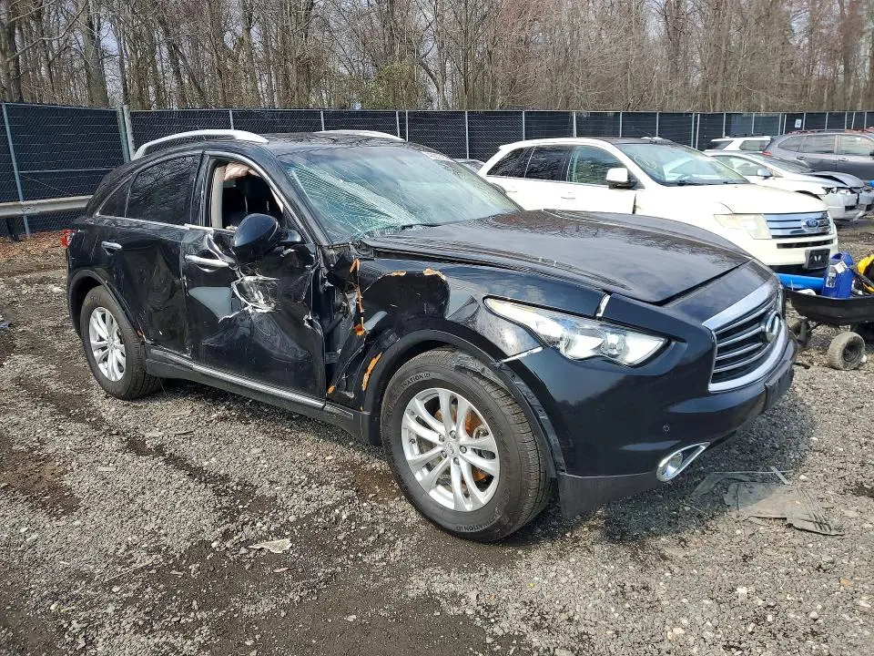 2015 INFINITI QX70 BASE  