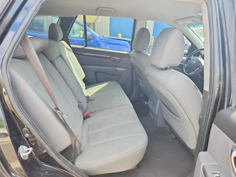 2011 HYUNDAI SANTA FE GLS  