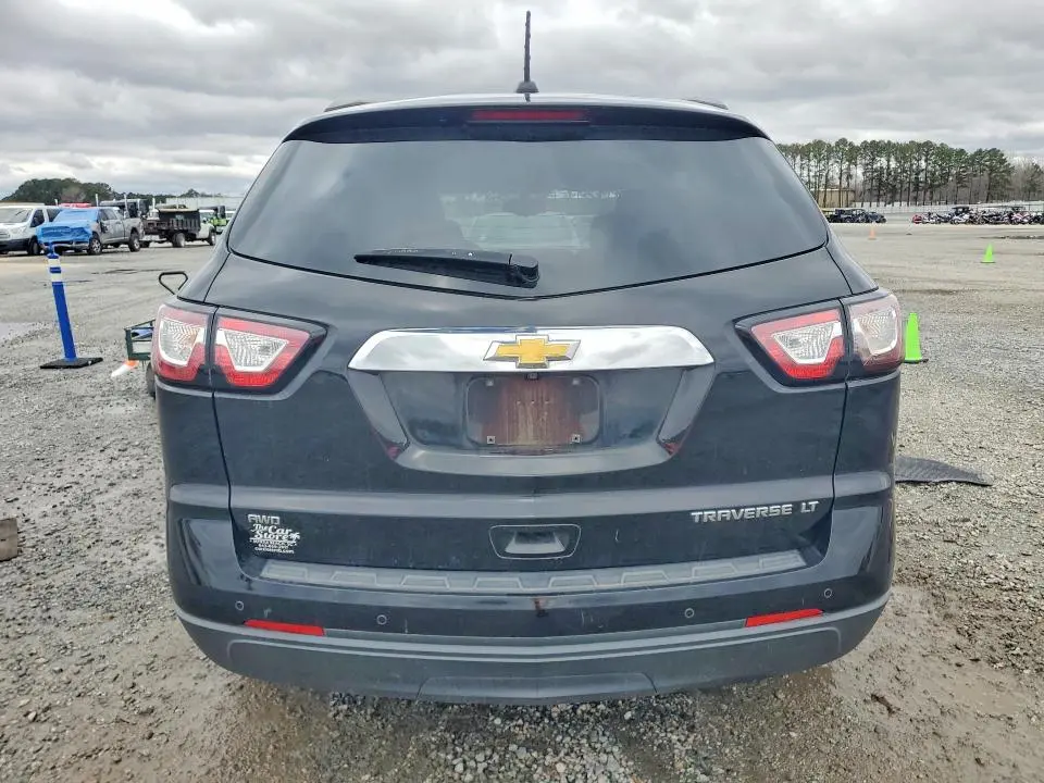 2016 CHEVROLET TRAVERSE LT  