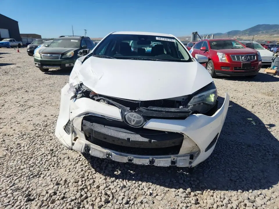 2018 TOYOTA COROLLA LE  