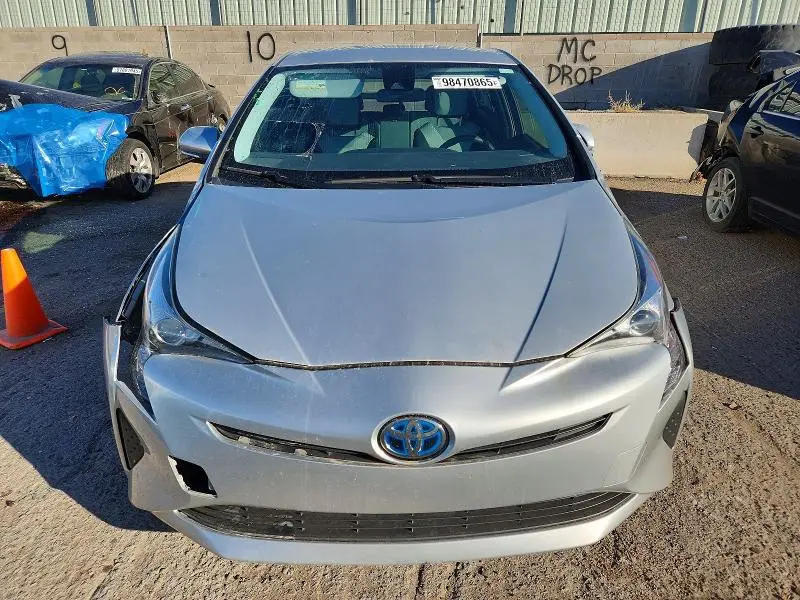 2017 TOYOTA PRIUS   