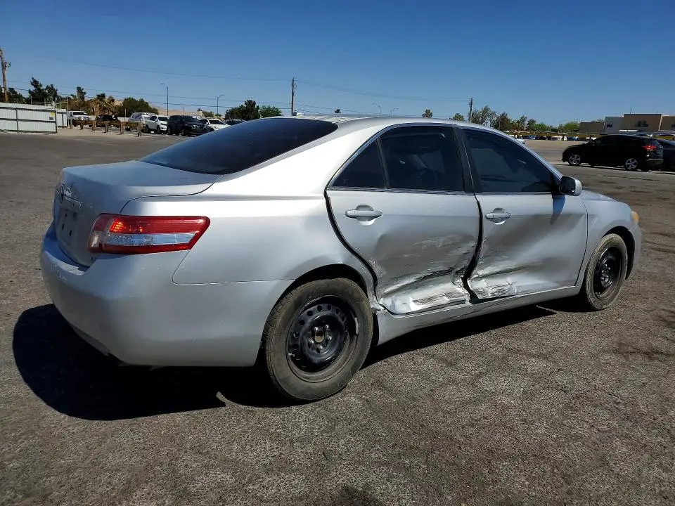 2010 TOYOTA CAMRY LE  