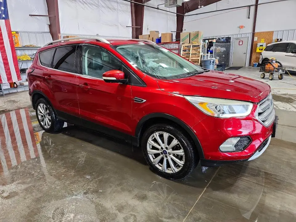 2017 FORD ESCAPE TITANIUM  