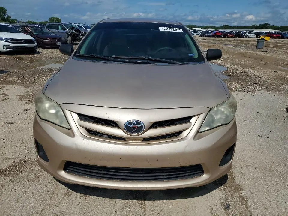 2012 TOYOTA COROLLA LE  