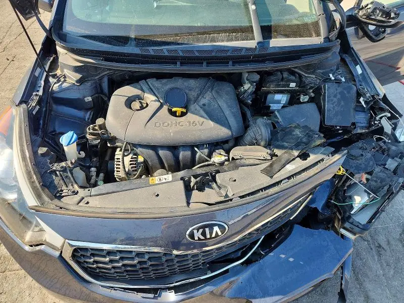 2016 KIA FORTE LX  