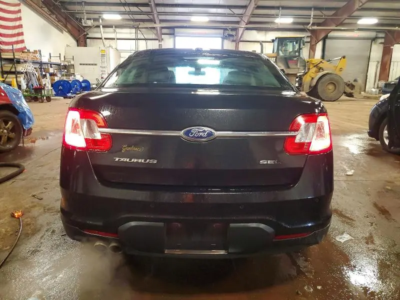 2011 FORD TAURUS SEL  