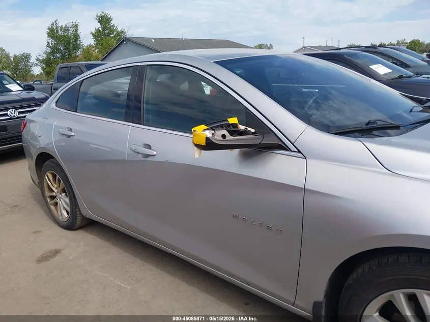 2017 CHEVROLET MALIBU 1LT