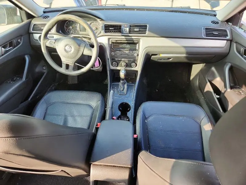 2013 VOLKSWAGEN PASSAT S  