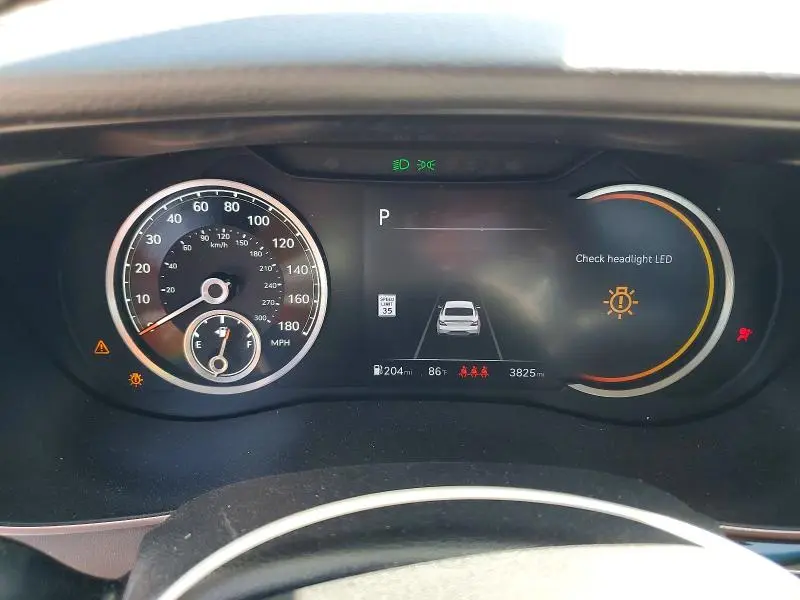 2026 GENESIS G70 2.5T STANDARD  