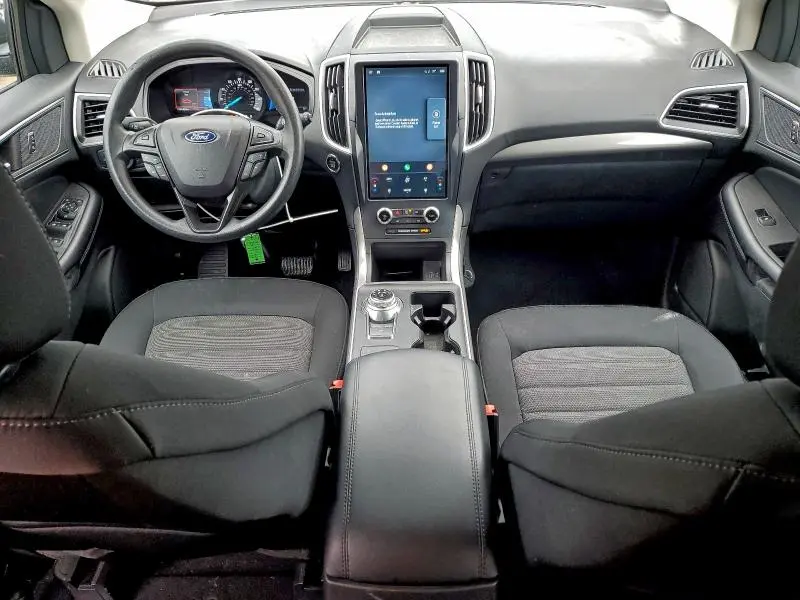 2023 FORD EDGE SE  