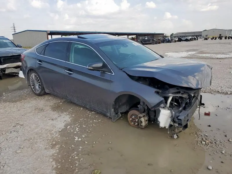 2016 TOYOTA AVALON XLE  