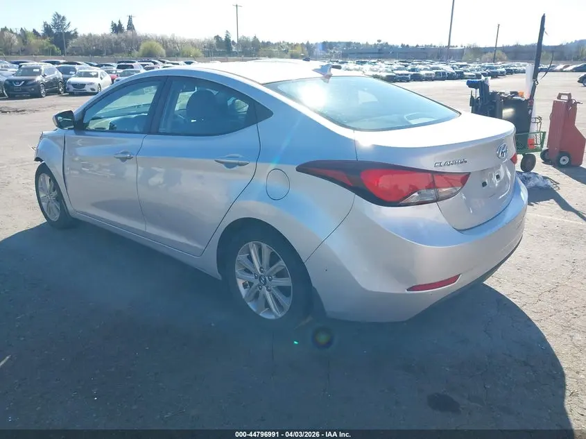 2014 HYUNDAI ELANTRA SE