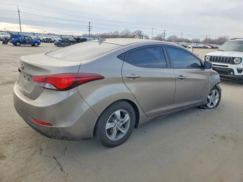 2015 HYUNDAI ELANTRA SE  