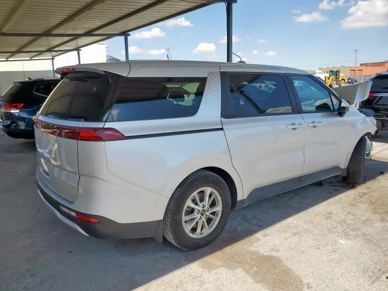 2023 KIA CARNIVAL LX  