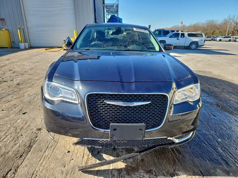 2016 CHRYSLER 300 LIMITED  