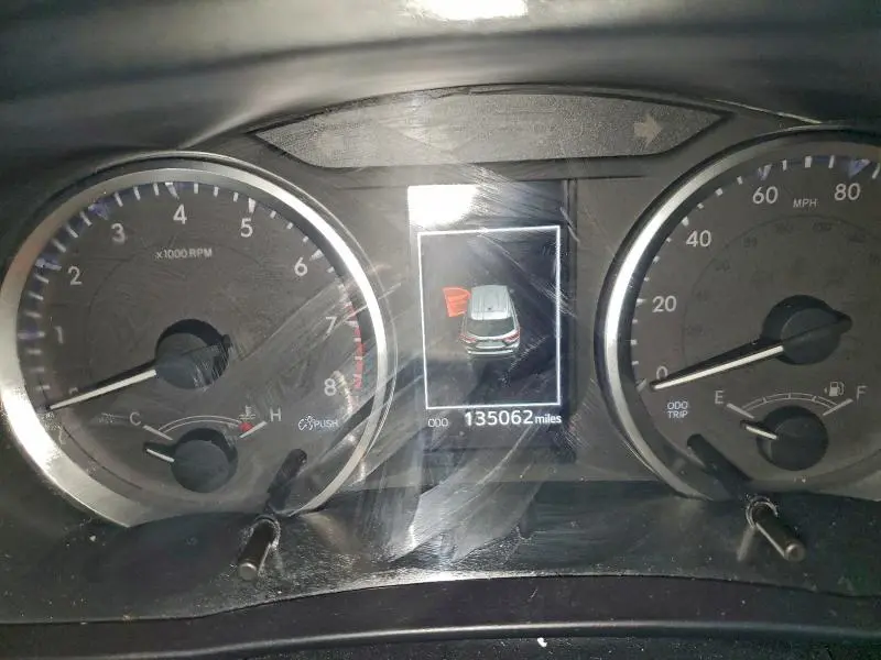 2018 TOYOTA HIGHLANDER LE  