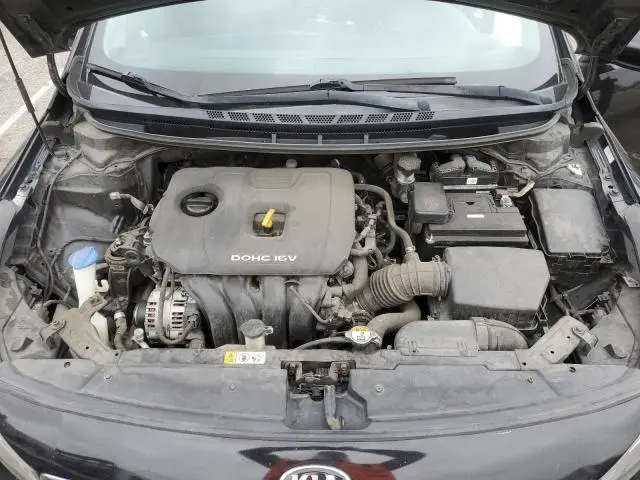 2017 KIA FORTE LX  