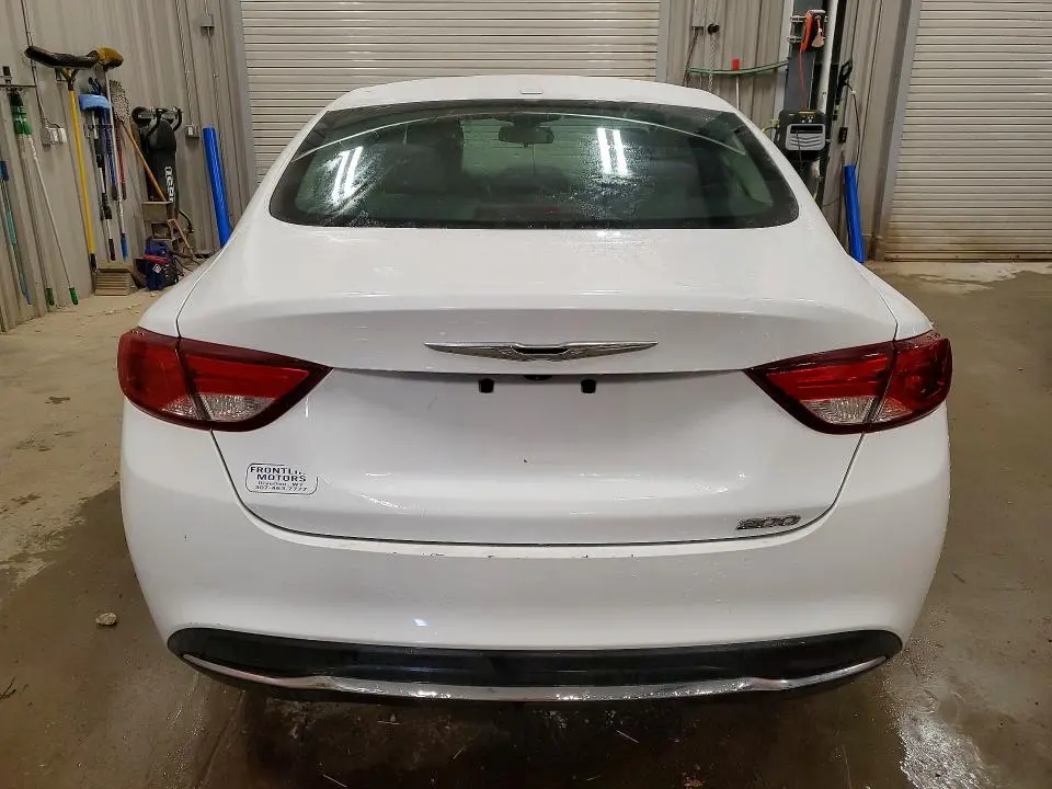 2015 CHRYSLER 200 LIMITED  