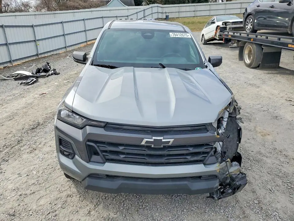 2024 CHEVROLET COLORADO LT  