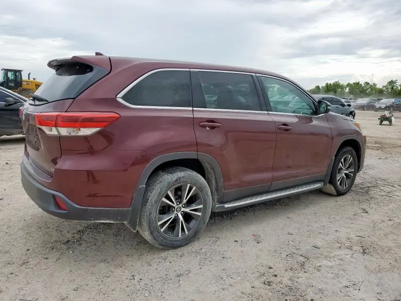 2019 TOYOTA HIGHLANDER LE  