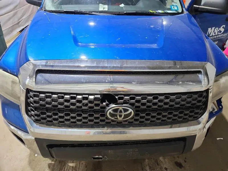 2018 TOYOTA TUNDRA SR5  