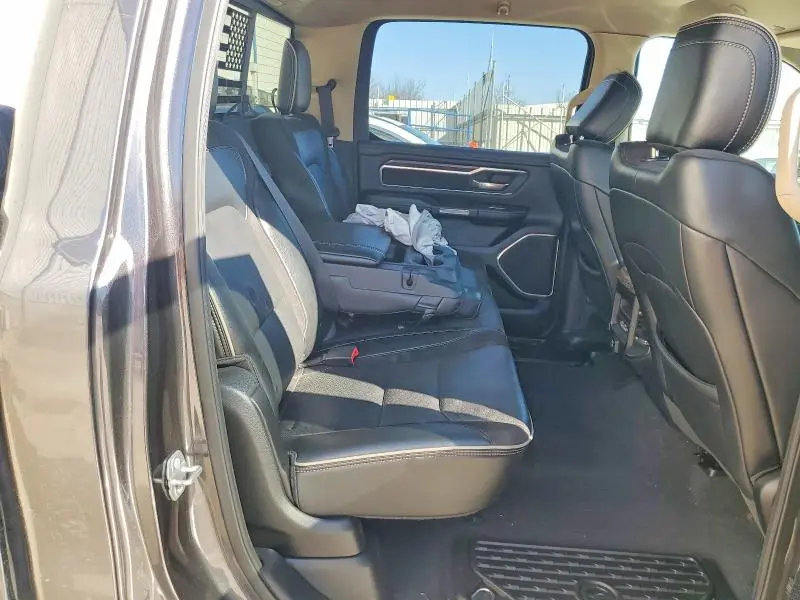 2019 RAM 1500 LARAMIE  