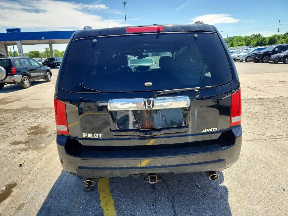 2011 HONDA PILOT EXL  