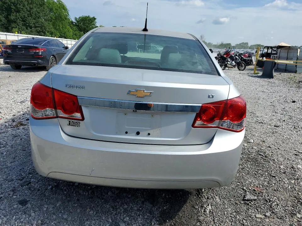 2014 CHEVROLET CRUZE LT  