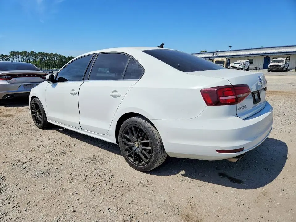 2017 VOLKSWAGEN JETTA SE  