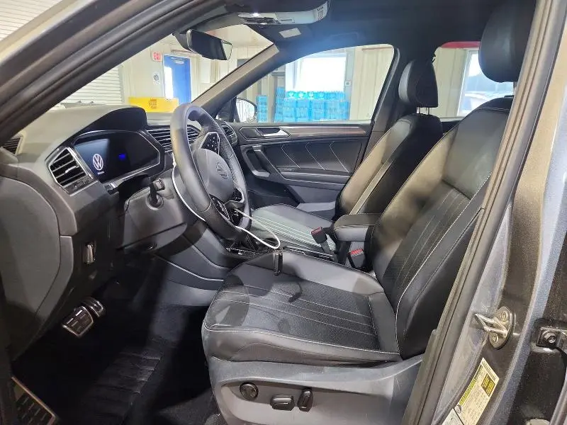 2022 VOLKSWAGEN TIGUAN SE R-LINE BLACK  