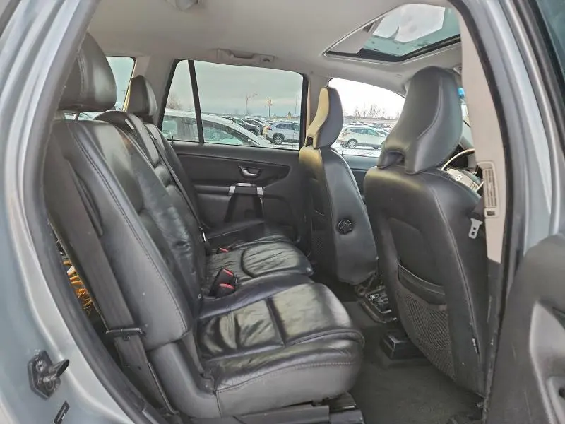 2011 VOLVO XC90 3.2  