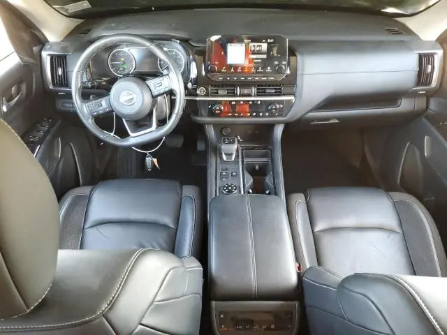 2022 NISSAN PATHFINDER SL  