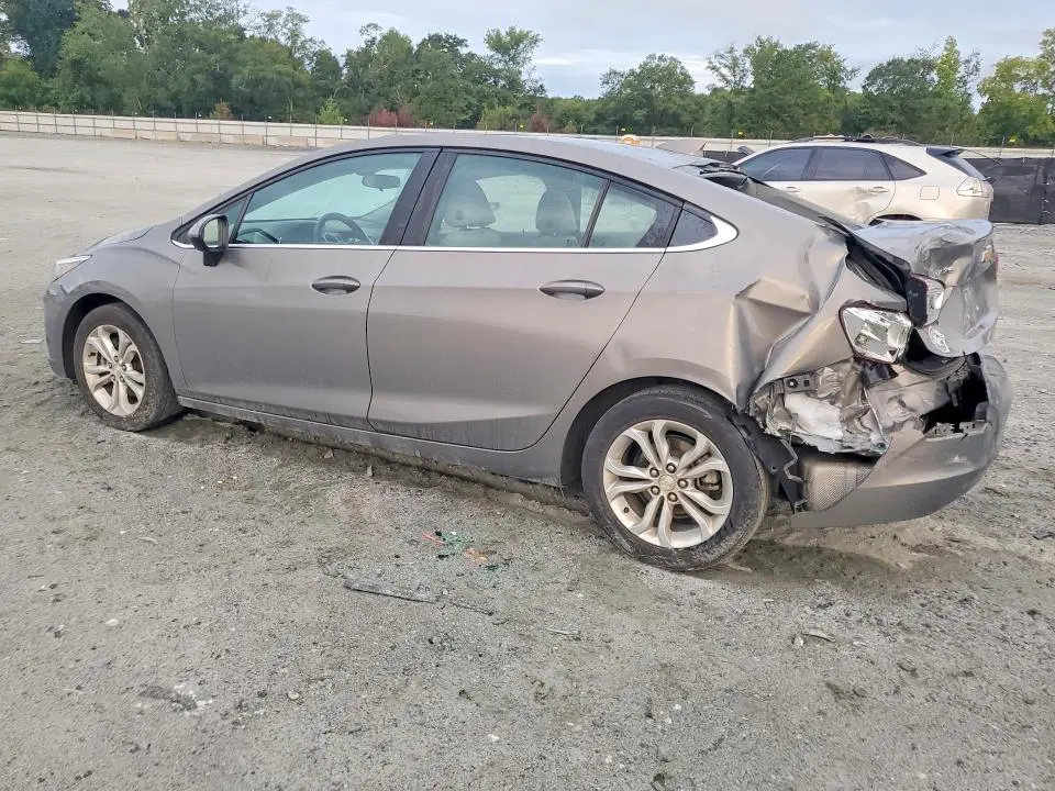 2019 CHEVROLET CRUZE LT  
