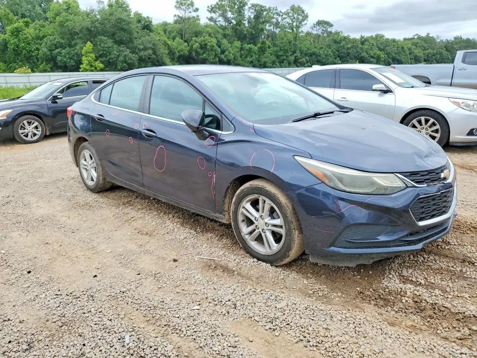 2016 CHEVROLET CRUZE LT  