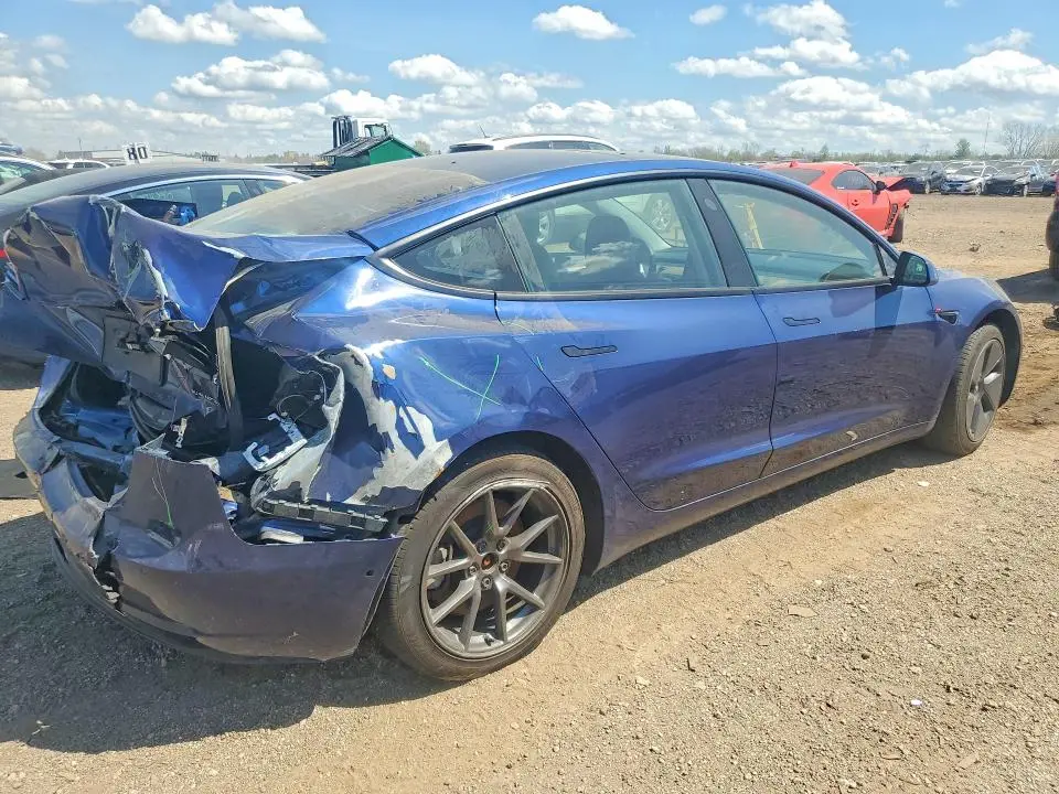 2021 TESLA MODEL 3   