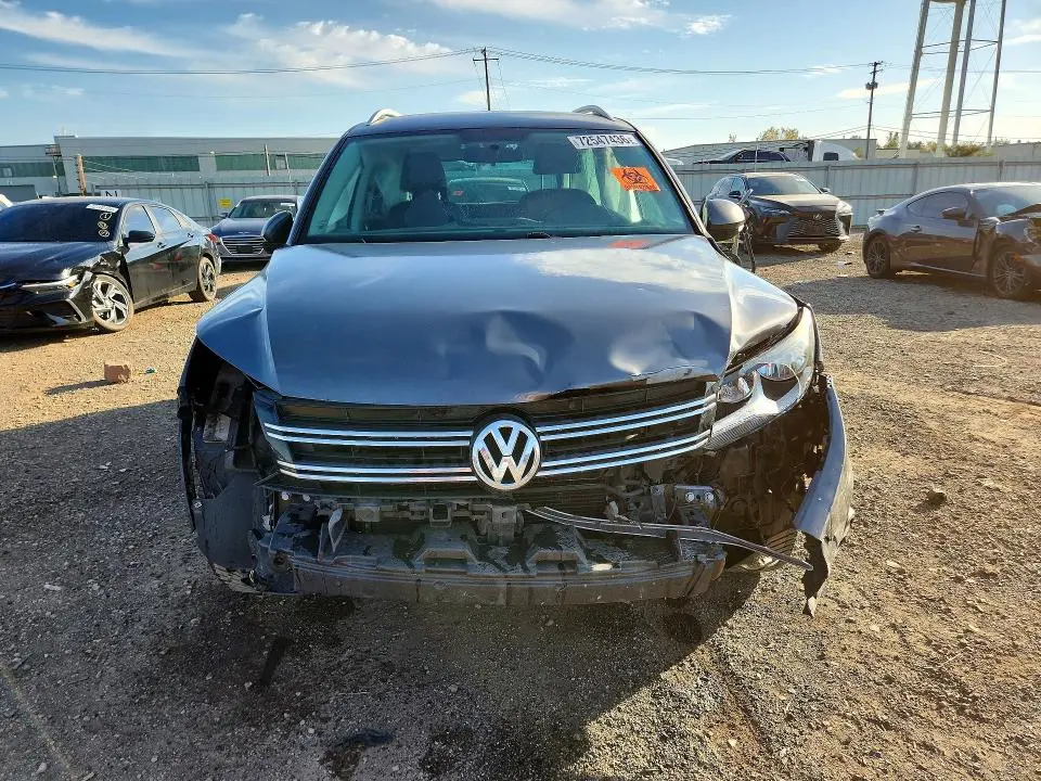 2014 VOLKSWAGEN TIGUAN S  